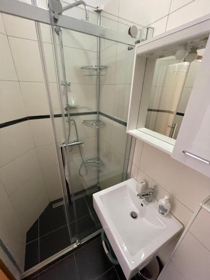 Apartmani Jasminka Vodice Eksteriør bilde